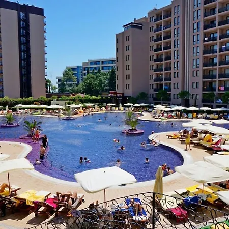 Апартаменты Private In Royal 5* Солнечный берег