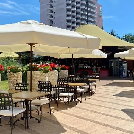 Apartmán Private In Royal 5* *